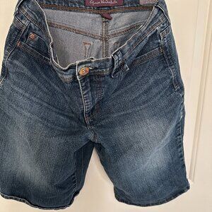 Women's Gloria Vanderbilt Alana Bermuda Denim Shorts - Size 6
